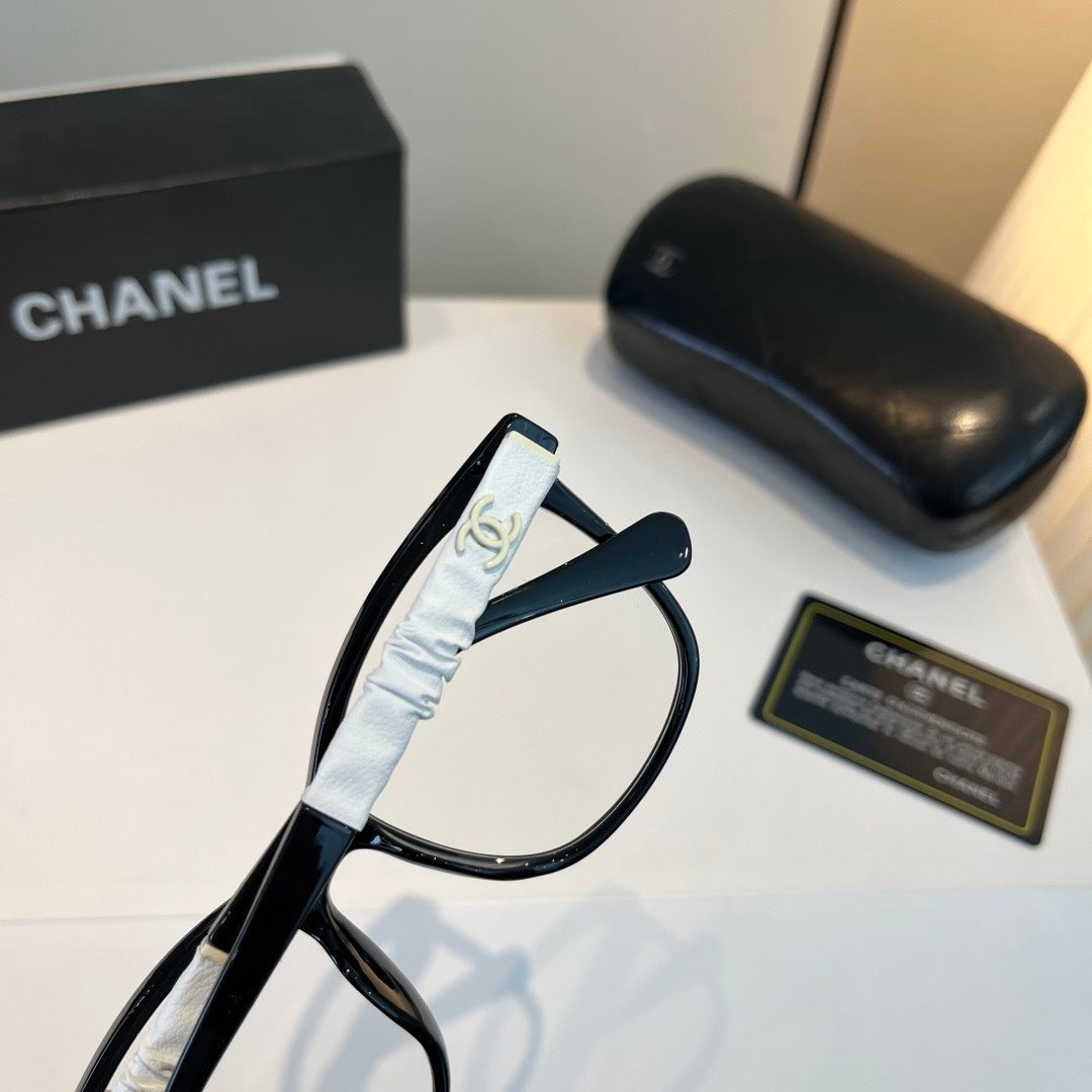 Chanel Oversized Silver Lens Sunglasses for Men & Women - 371849 - detail image 6