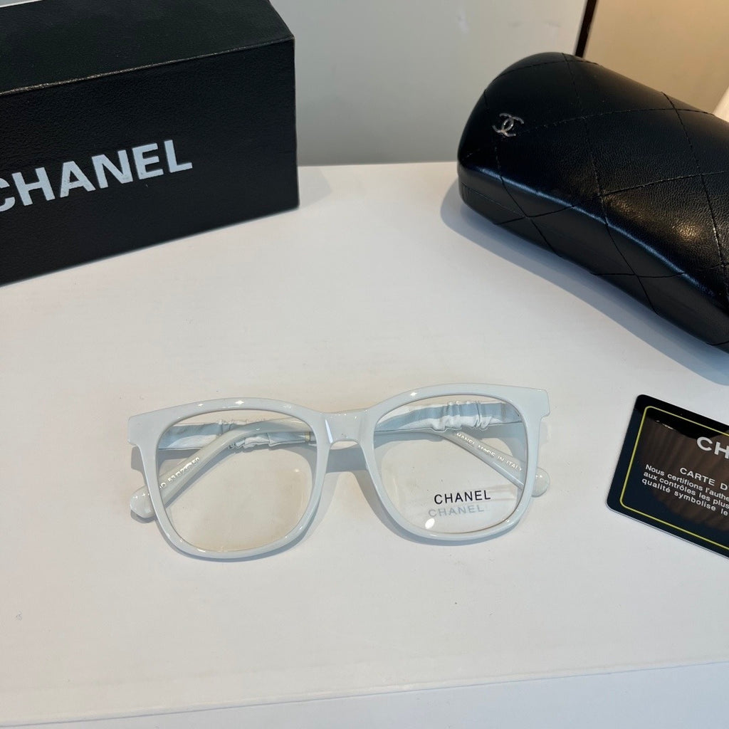 Chanel Oversized Silver Lens Sunglasses for Men & Women - 371850 - detail image 5