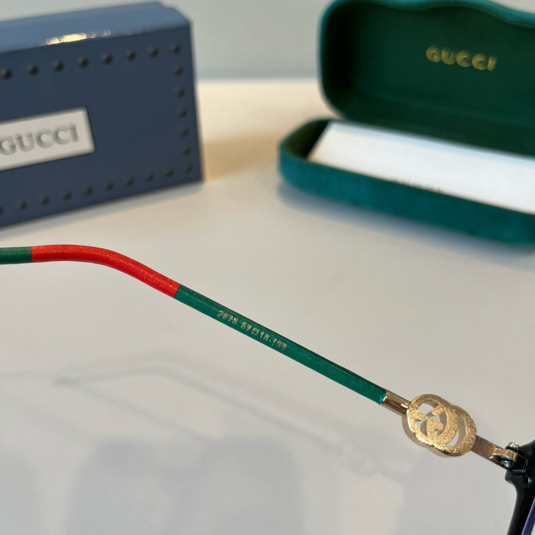 Gucci Oversized Silver Lens Sunglasses for Men & Women - 464866 - detail image 6