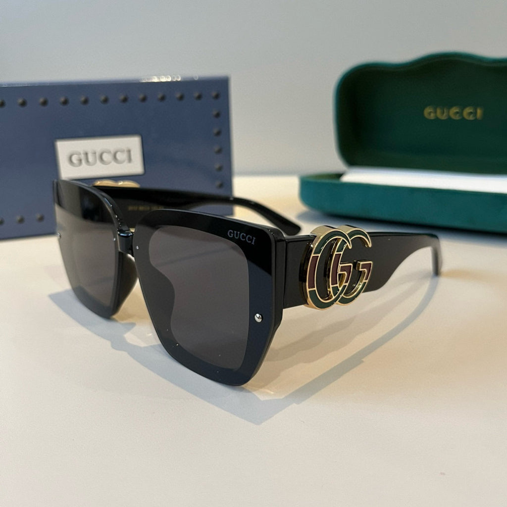 Gucci Oversized Black Lens Sunglasses for Men & Women - 464868 - detail image 3