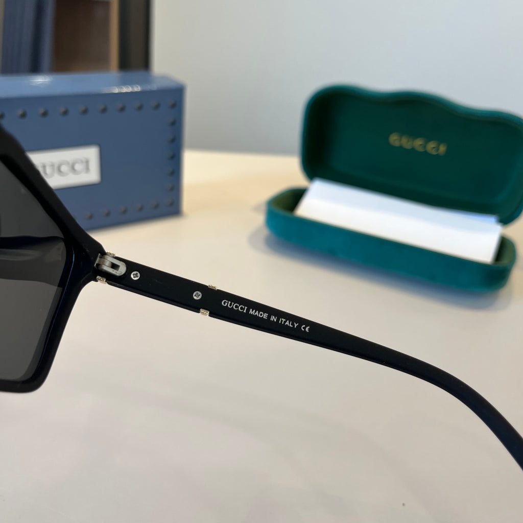 Gucci Metal Aviator Black Lens Sunglasses for Men & Women - 414995 - detail image 5