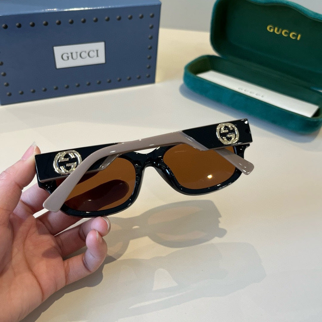 Gucci Oversized Black Lens Sunglasses for Women - 414996 - detail image 5
