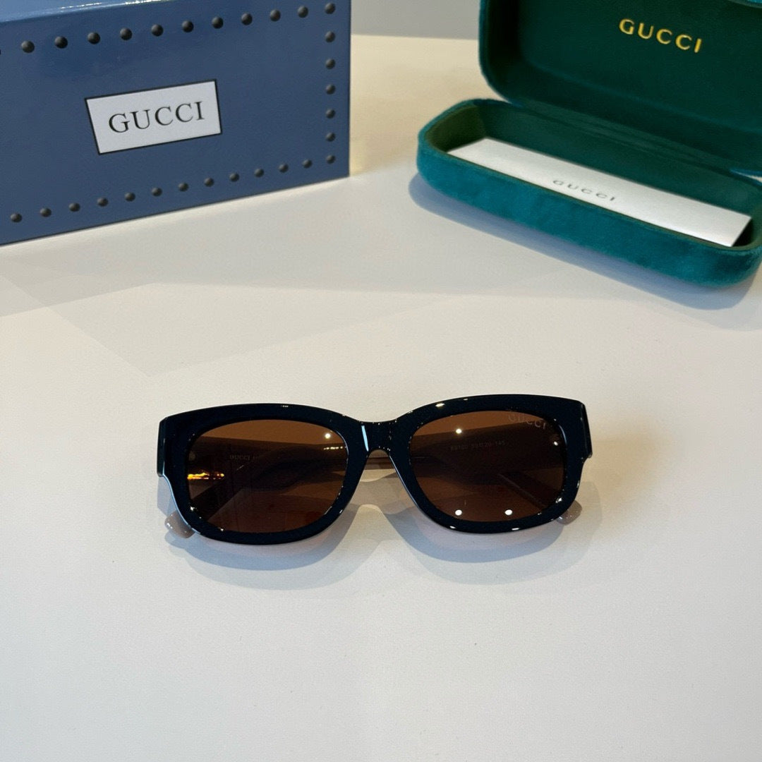 Gucci Oversized Black Lens Sunglasses for Women - 414996 - detail image 8