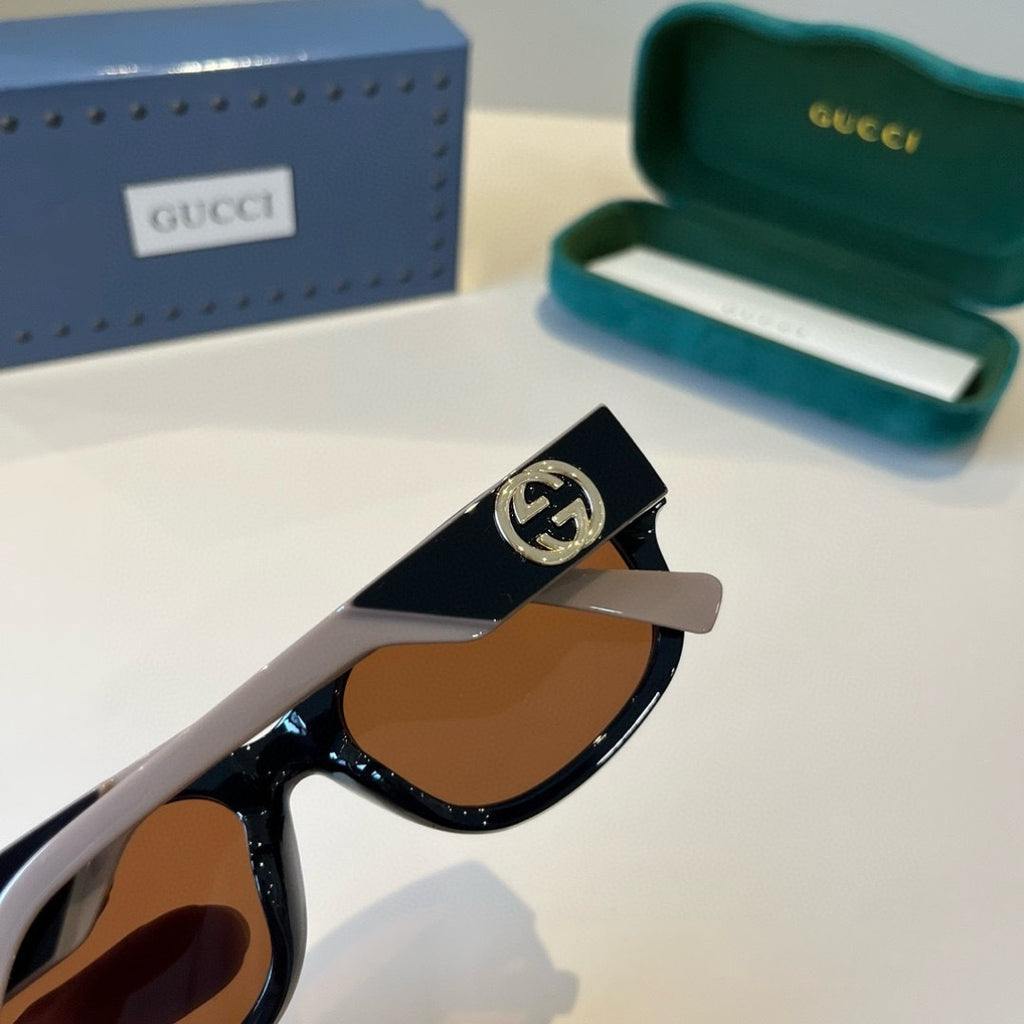 Gucci Oversized Black Lens Sunglasses for Women - 414996 - detail image 6