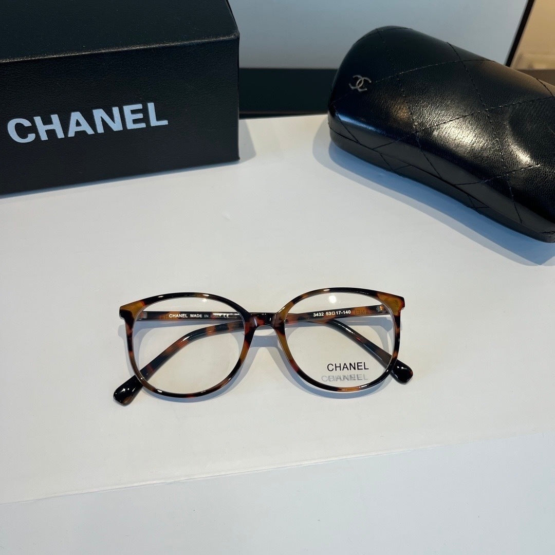 Chanel Oversized Brown Lens Sunglasses for Men & Women - 398626 - detail image 9