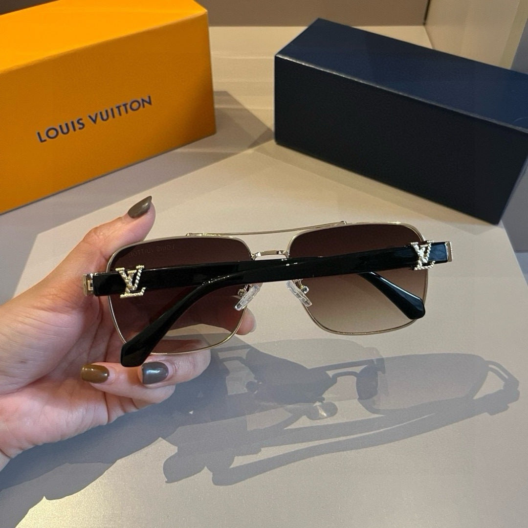 Louis Vuitton Metal Aviator Gold Lens Sunglasses for Men & Women - 431151 - detail image 5