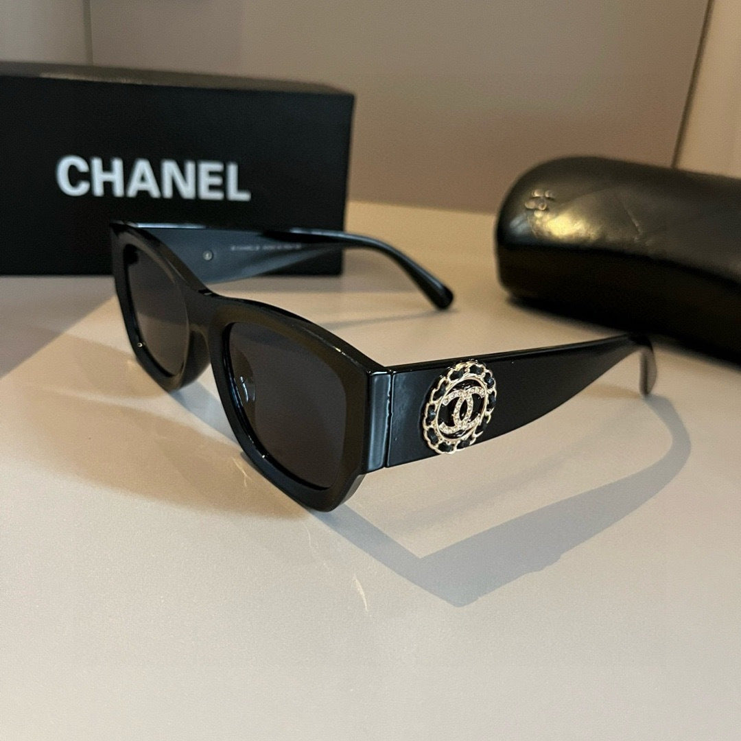 Chanel Fashion Gold Lens Sunglasses for Men & Women - 431567 - detail image 3