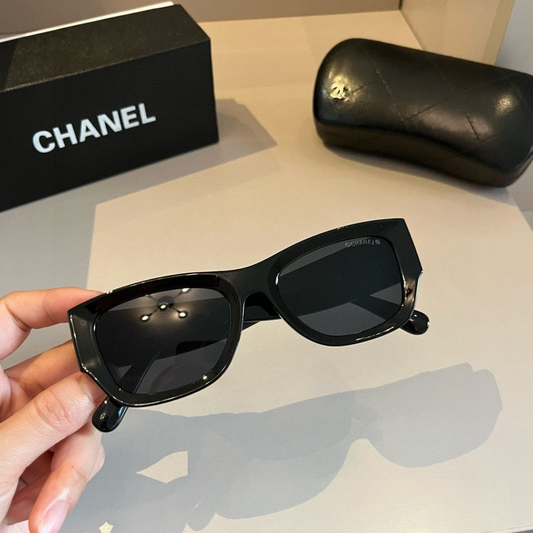 Chanel Fashion Gold Lens Sunglasses for Men & Women - 486677 - detail image 2