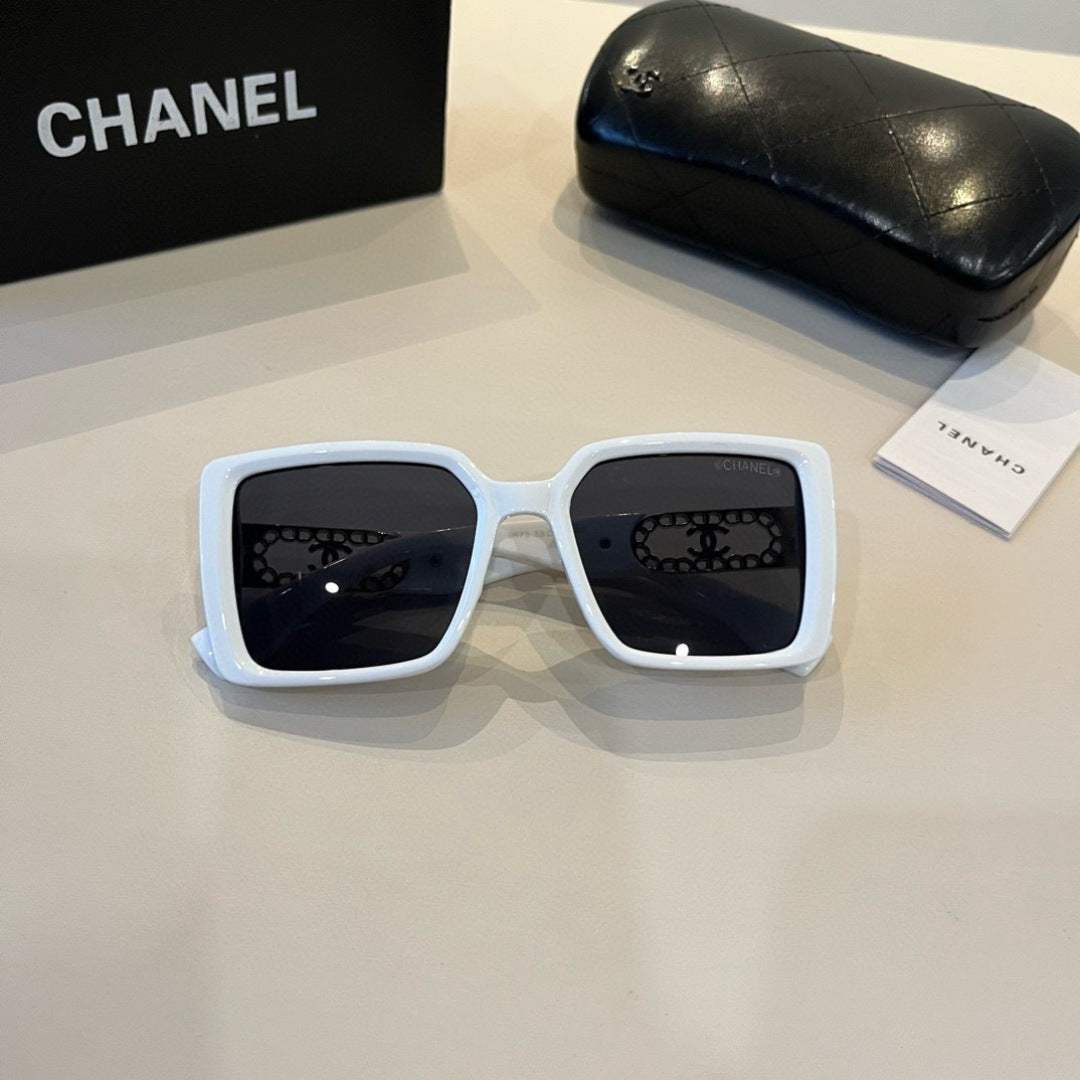 Chanel Oversized Silver Lens Sunglasses for Men & Women - 431568 - detail image 4