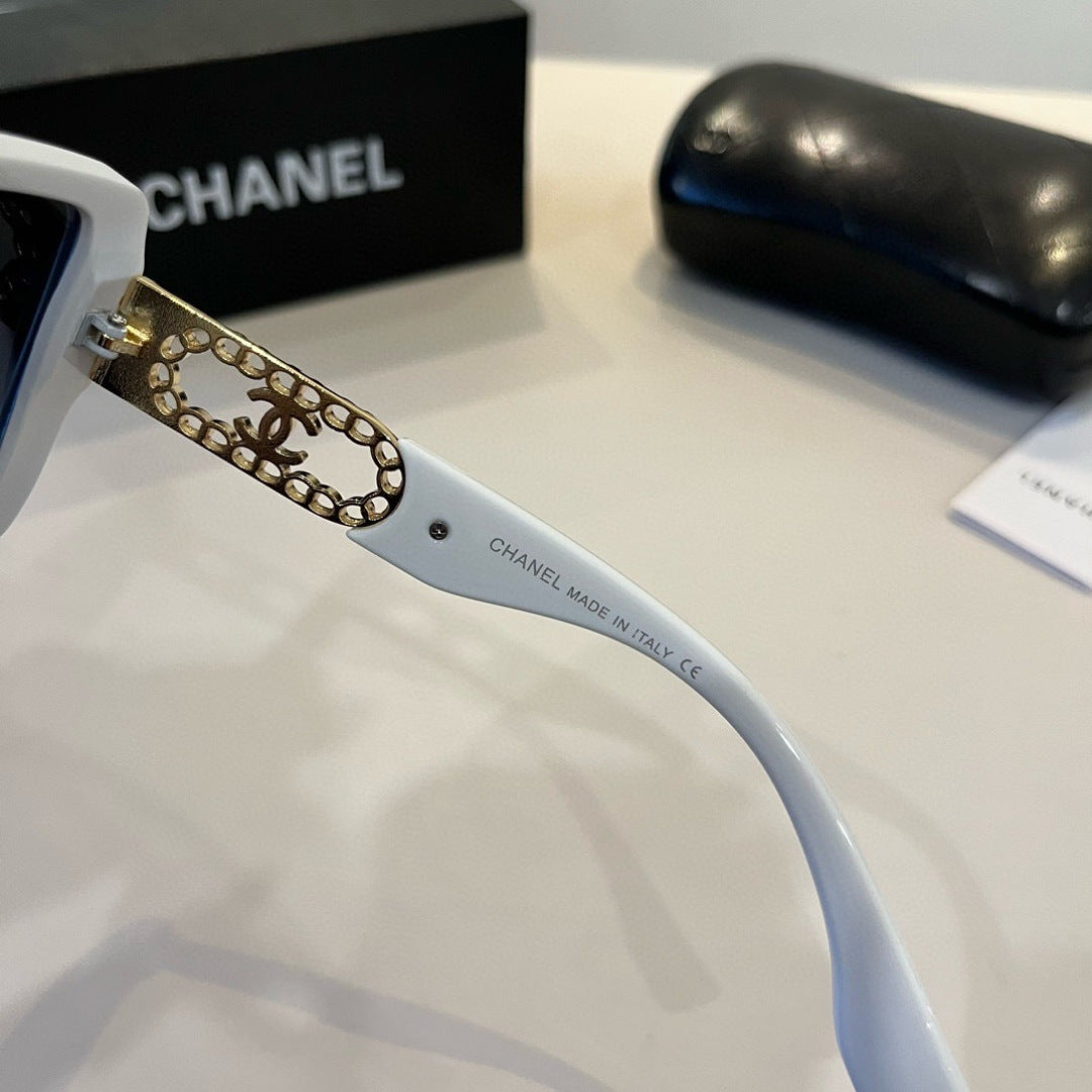 Chanel Oversized Silver Lens Sunglasses for Men & Women - 431568 - detail image 9
