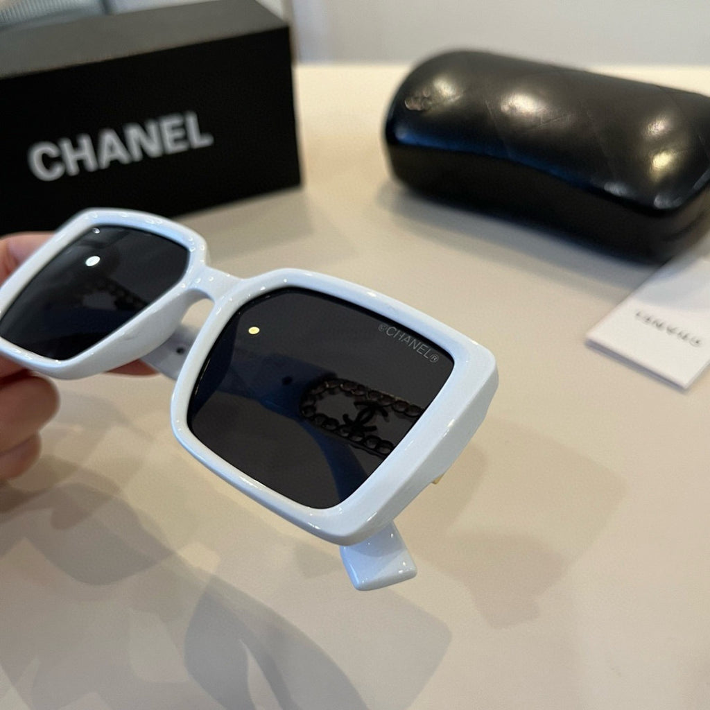 Chanel Oversized Silver Lens Sunglasses for Men & Women - 431568 - detail image 5