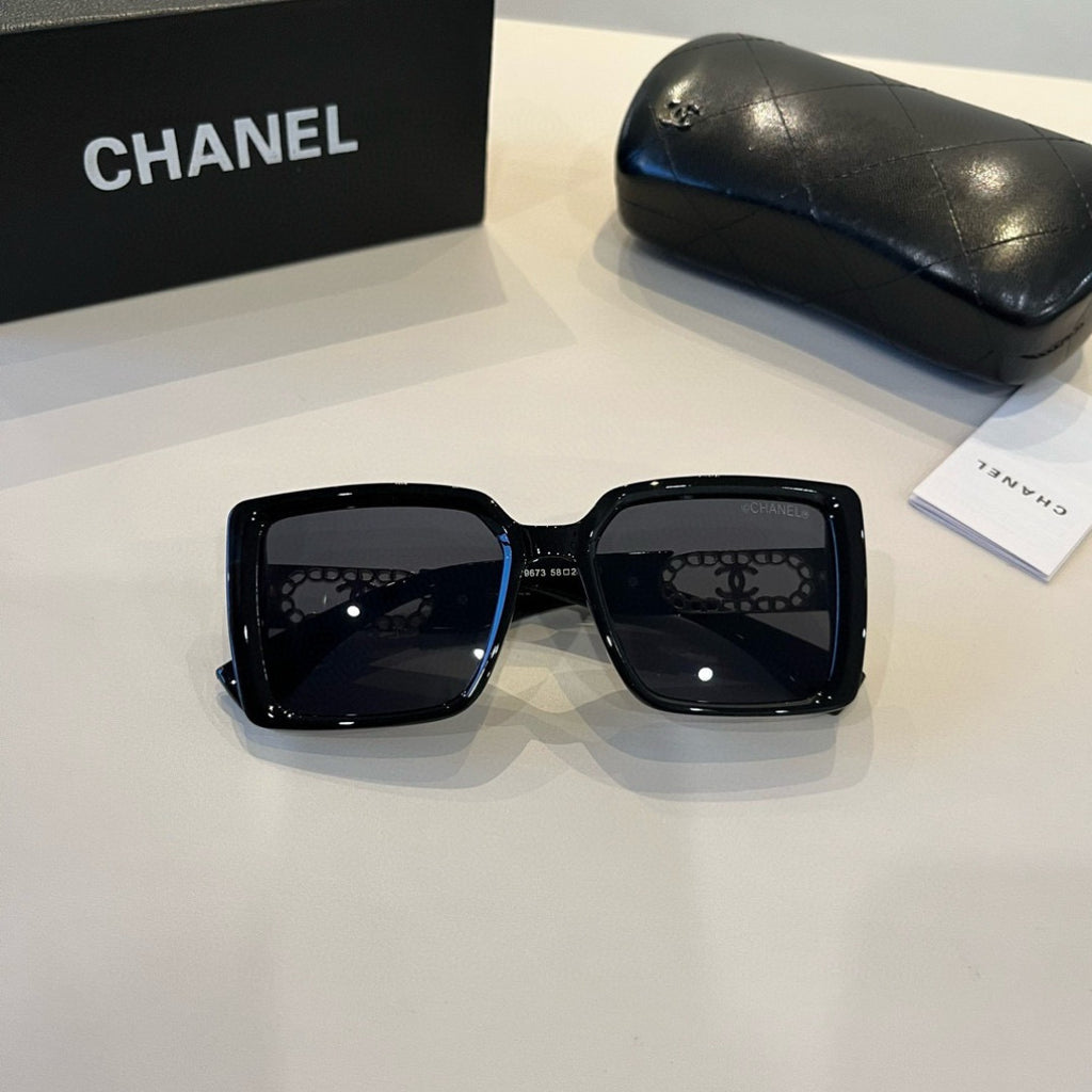 Chanel Oversized Silver Lens Sunglasses for Men & Women - 486680 - detail image 5