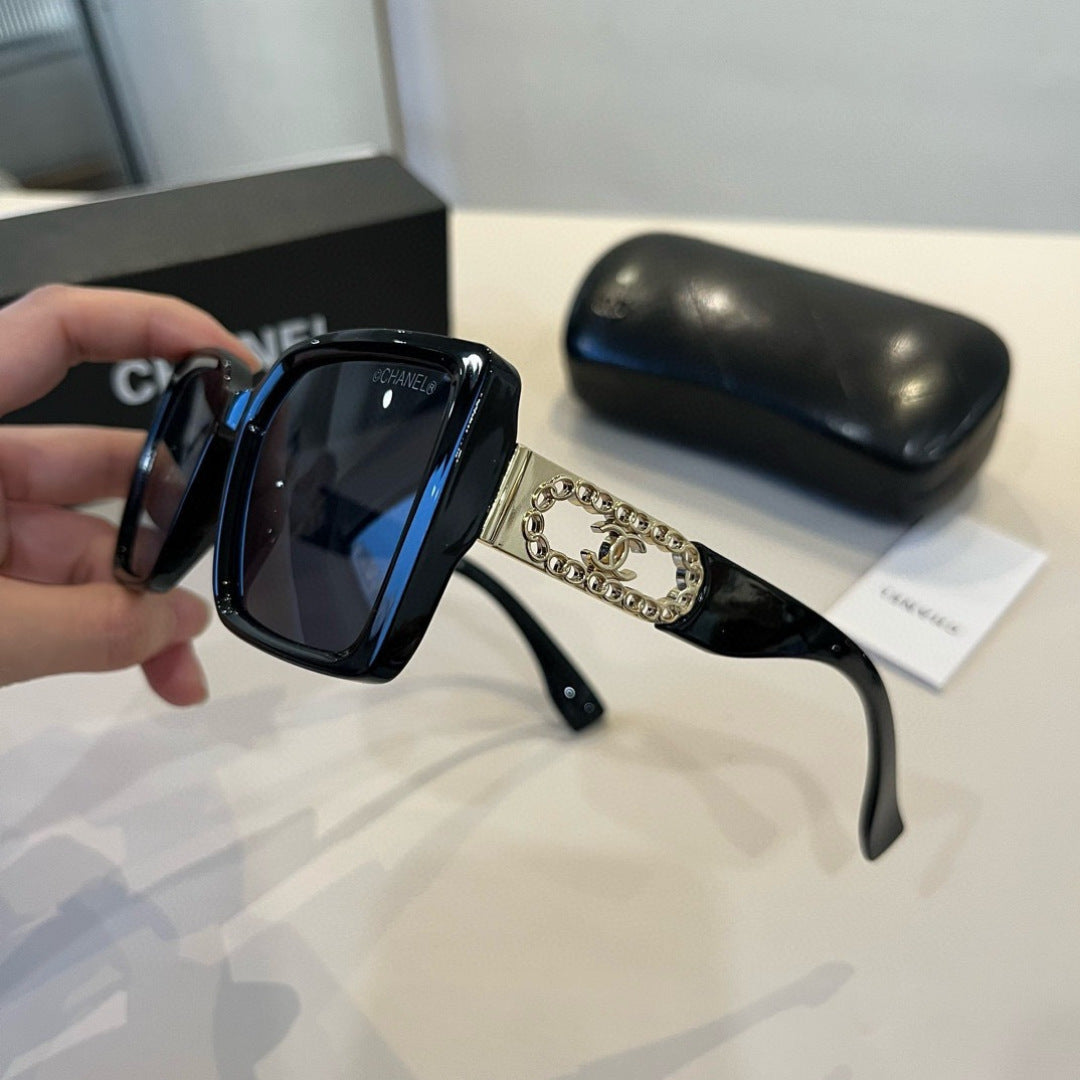 Chanel Oversized Silver Lens Sunglasses for Men & Women - 431569 - detail image 4