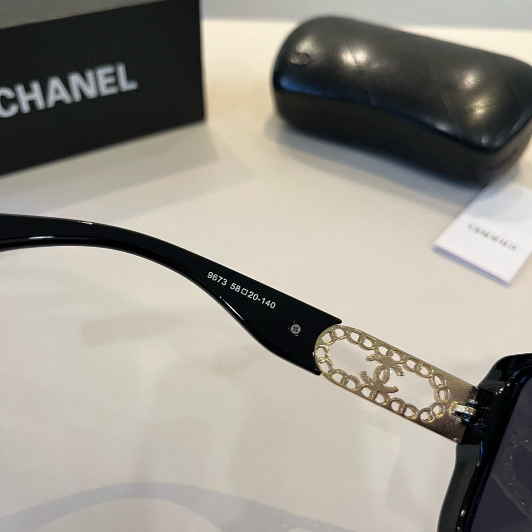 Chanel Oversized Silver Lens Sunglasses for Men & Women - 431569 - detail image 11