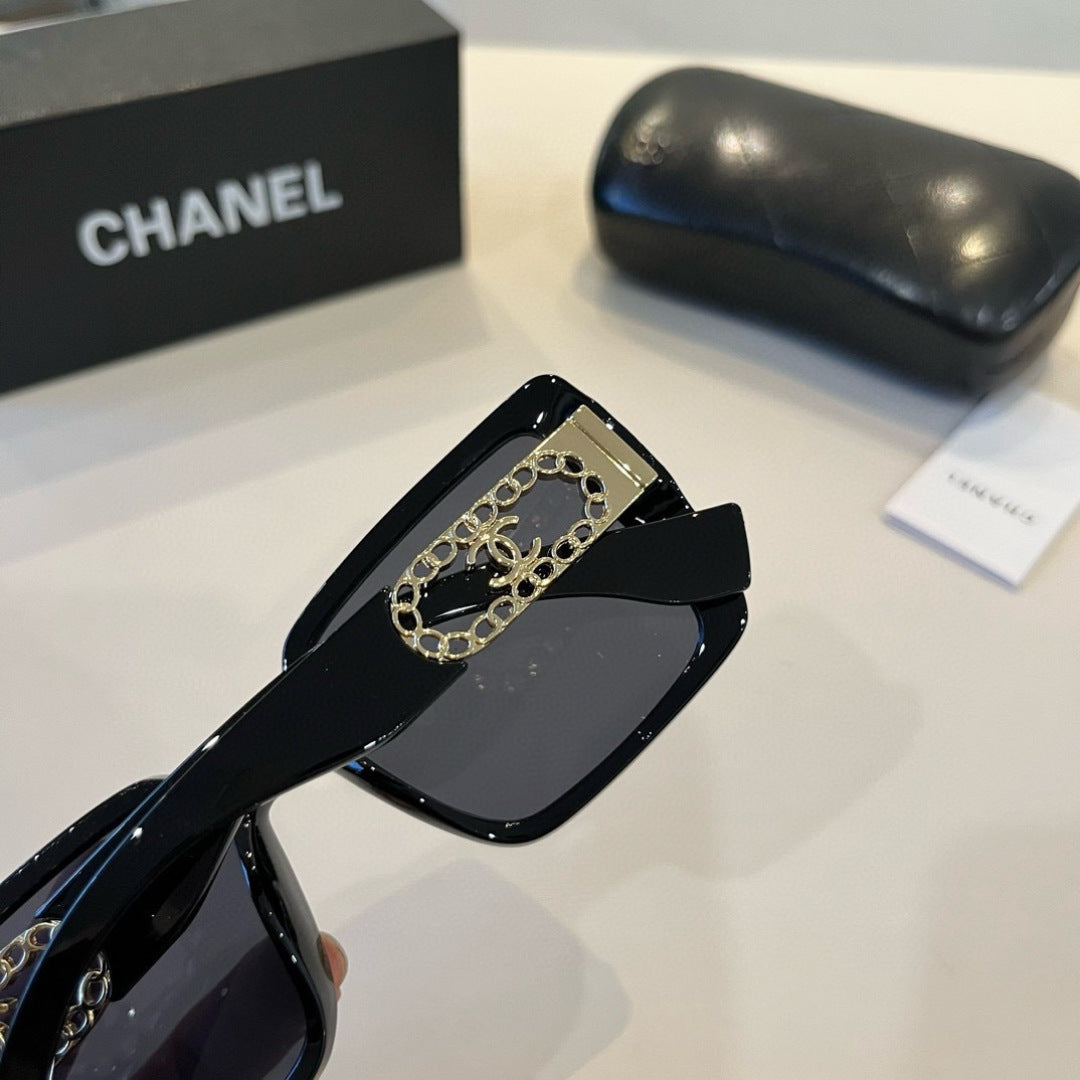 Chanel Oversized Silver Lens Sunglasses for Men & Women - 486680 - detail image 9