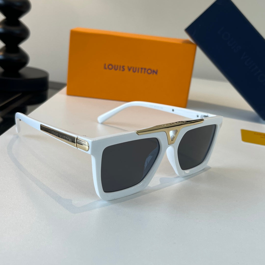 Louis Vuitton Fashion Silver Lens Sunglasses for Men & Women - 371412