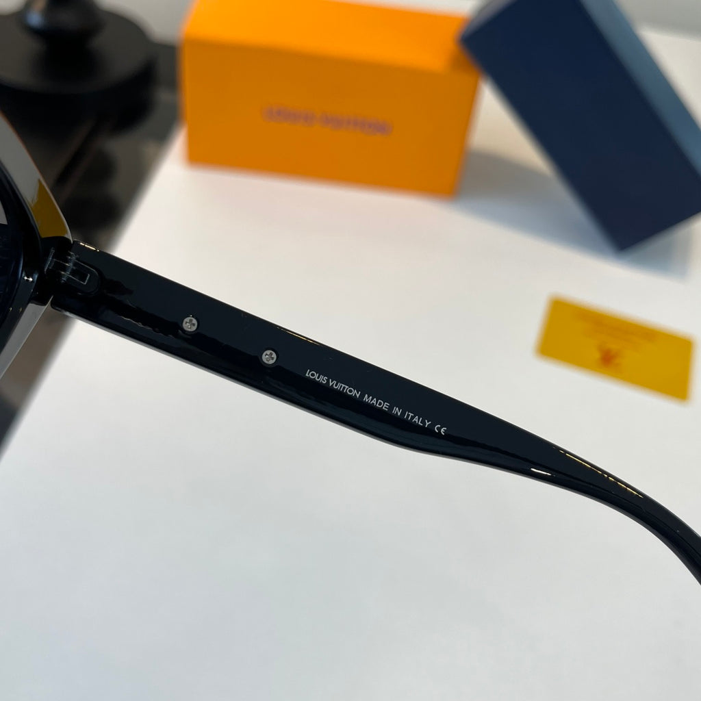 Louis Vuitton Fashion Black Lens Sunglasses for Men & Women - 371419 - detail image 10