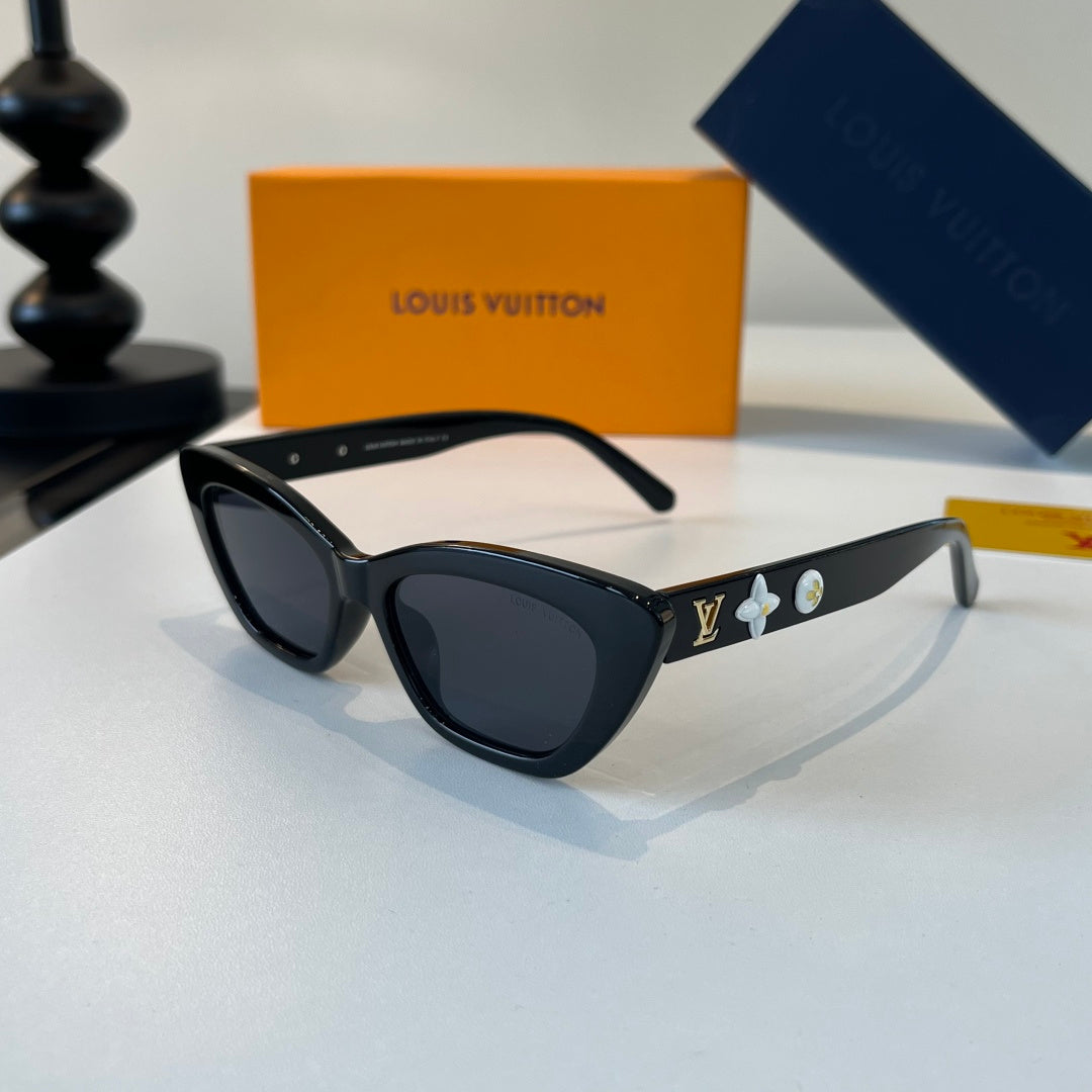 Louis Vuitton Fashion Black Lens Sunglasses for Men & Women - 414790 - detail image 3