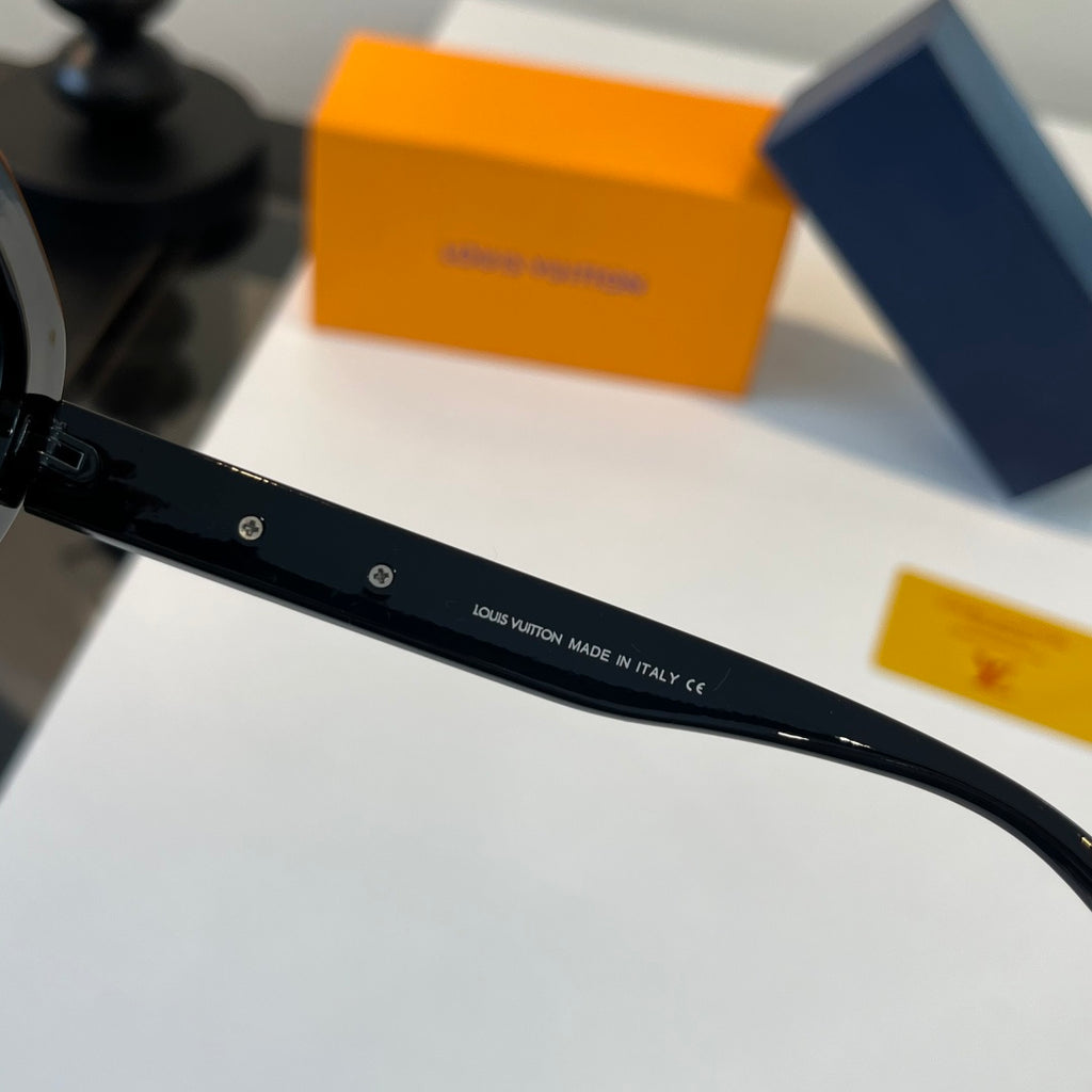 Louis Vuitton Fashion Black Lens Sunglasses for Men & Women - 414792 - detail image 11