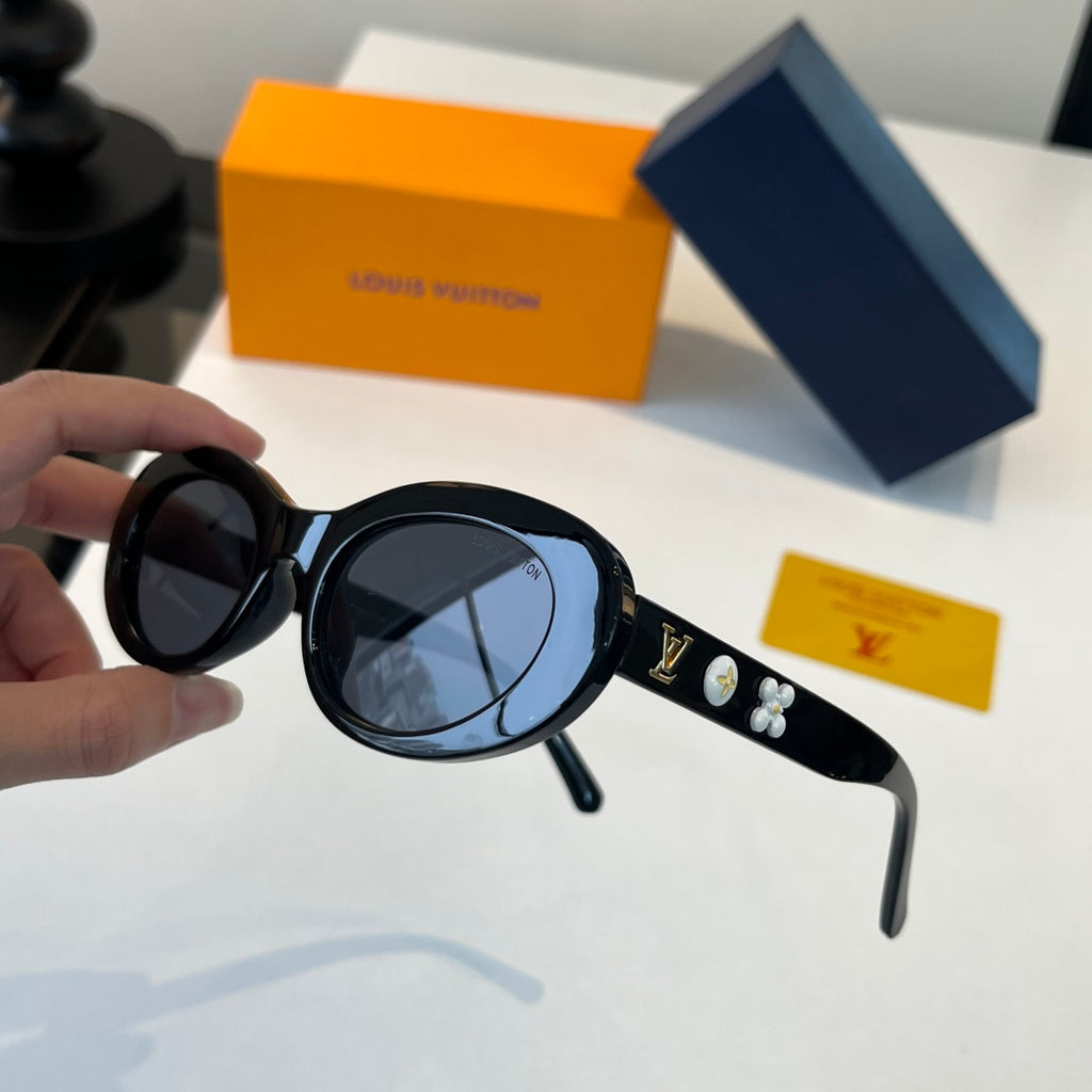 Louis Vuitton Fashion Black Lens Sunglasses for Men & Women - 371421 - detail image 4