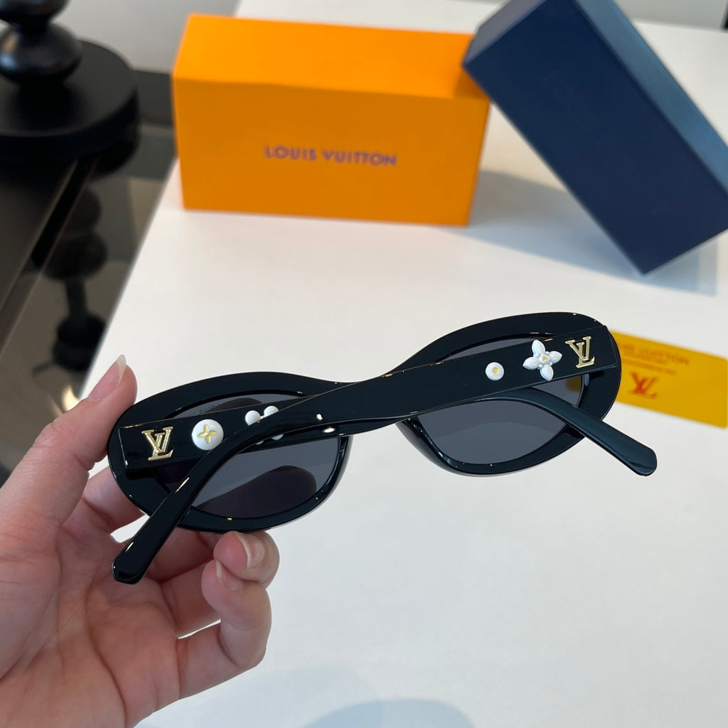 Louis Vuitton Fashion Black Lens Sunglasses for Men & Women - 414792 - detail image 9