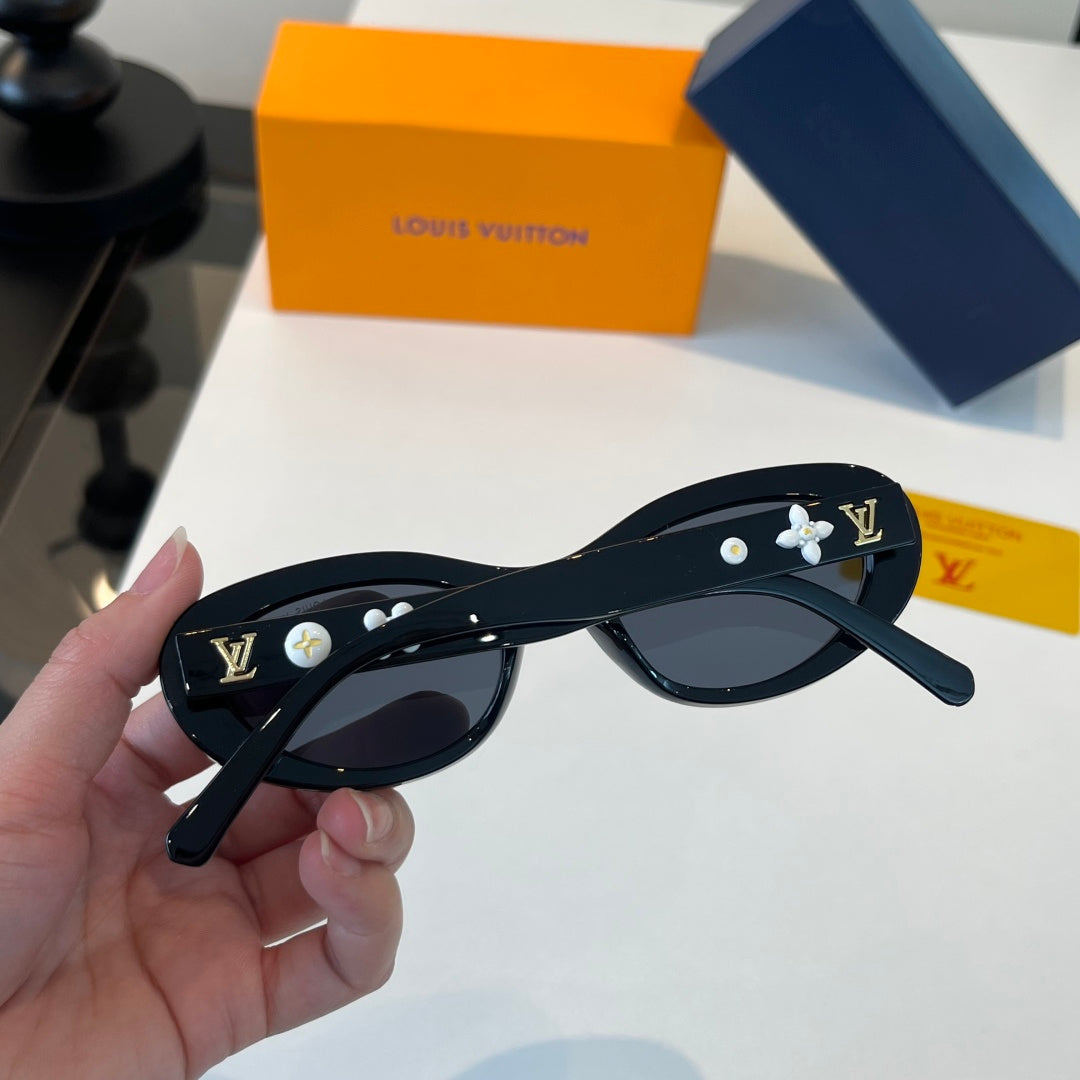 Louis Vuitton Fashion Black Lens Sunglasses for Men & Women - 371421 - detail image 9