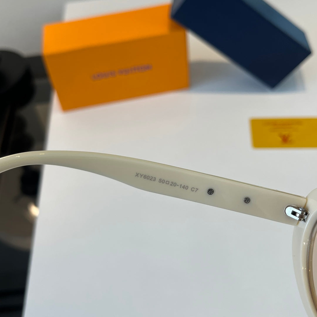 Louis Vuitton Fashion Silver Lens Sunglasses for Men & Women - 371422 - detail image 9