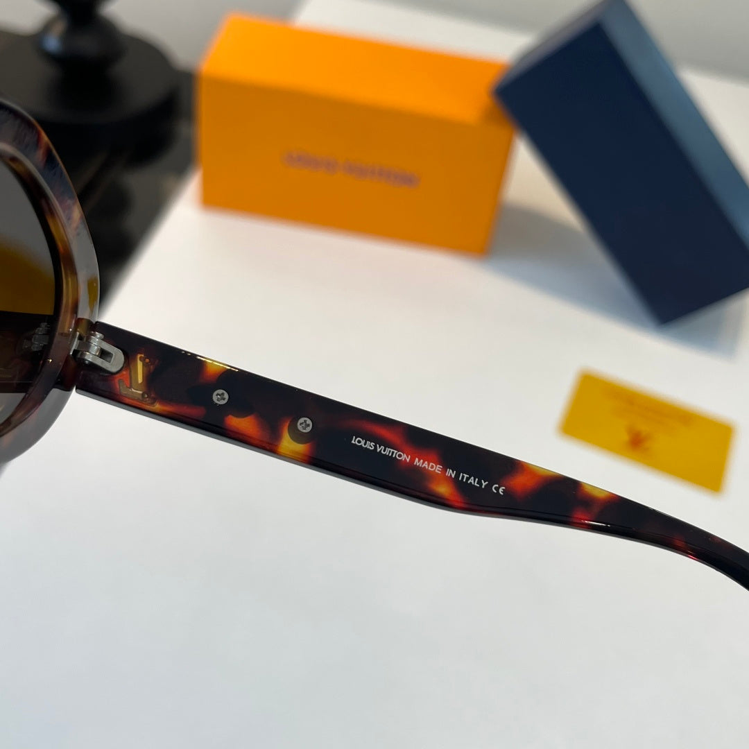 Louis Vuitton Fashion Black Lens Sunglasses for Men & Women - 414794 - detail image 10