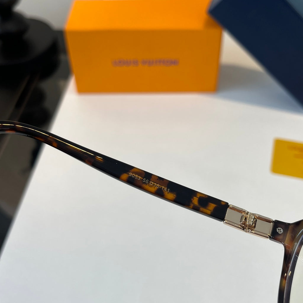 Louis Vuitton Fashion Silver Lens Sunglasses for Men & Women - 414796 - detail image 10