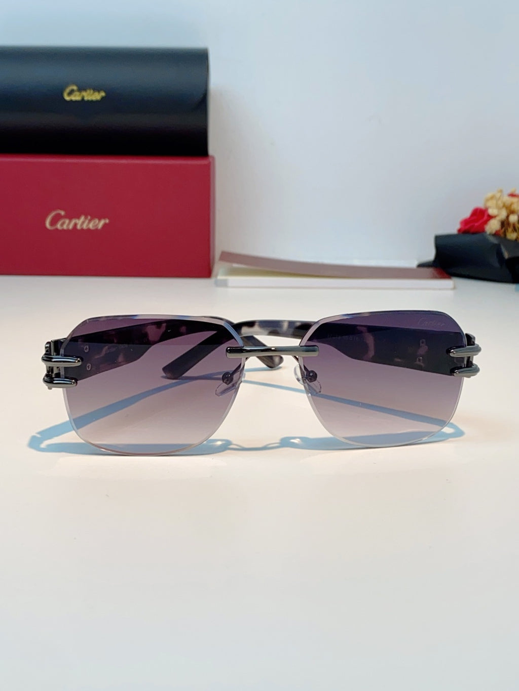 Cartier Polarized Metal Rimless Gray Lens Sunglasses for Men & Women - detail image 2