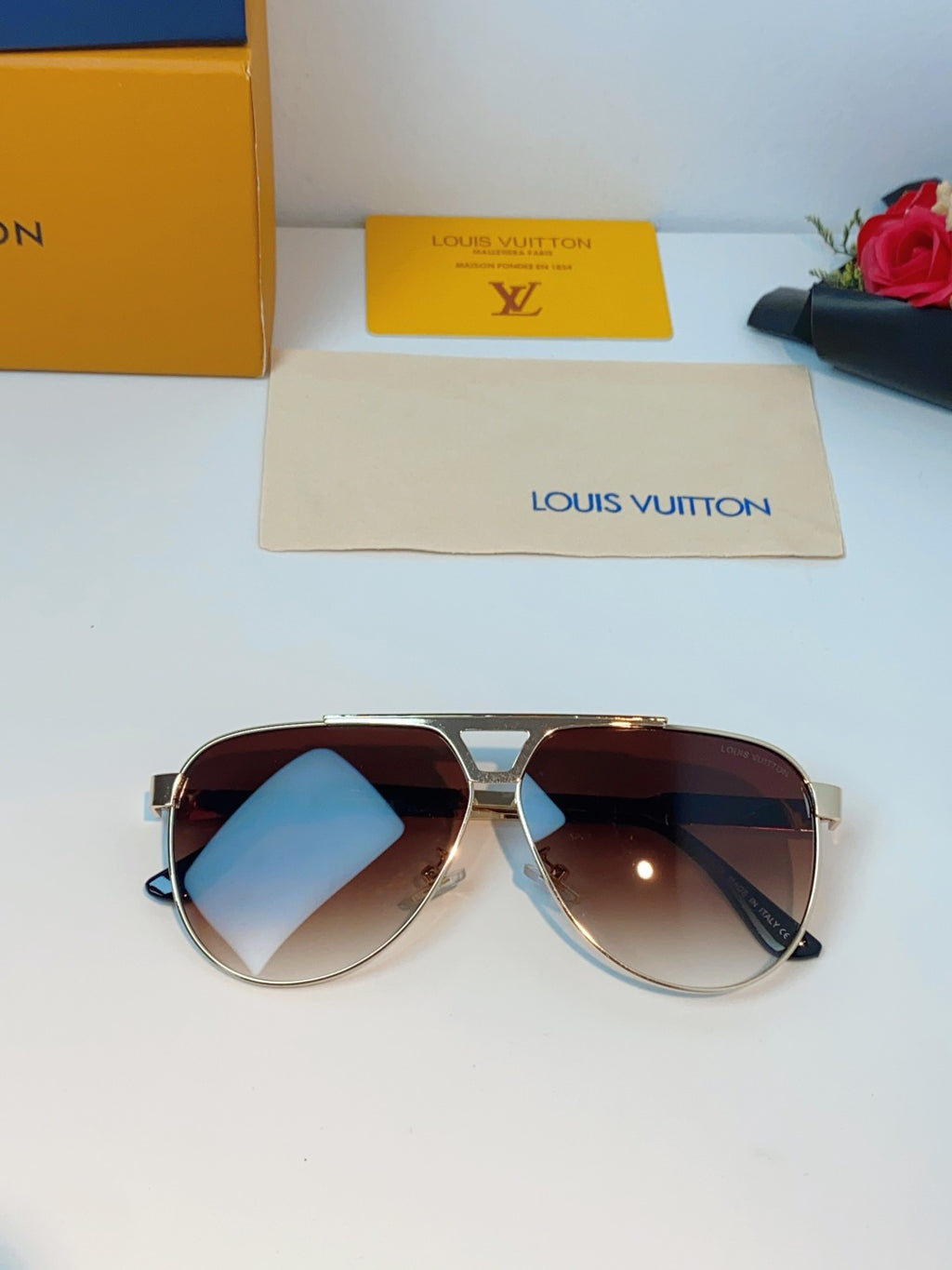 Louis Vuitton Metal Aviator Brown Lens Sunglasses for Men - detail image 9