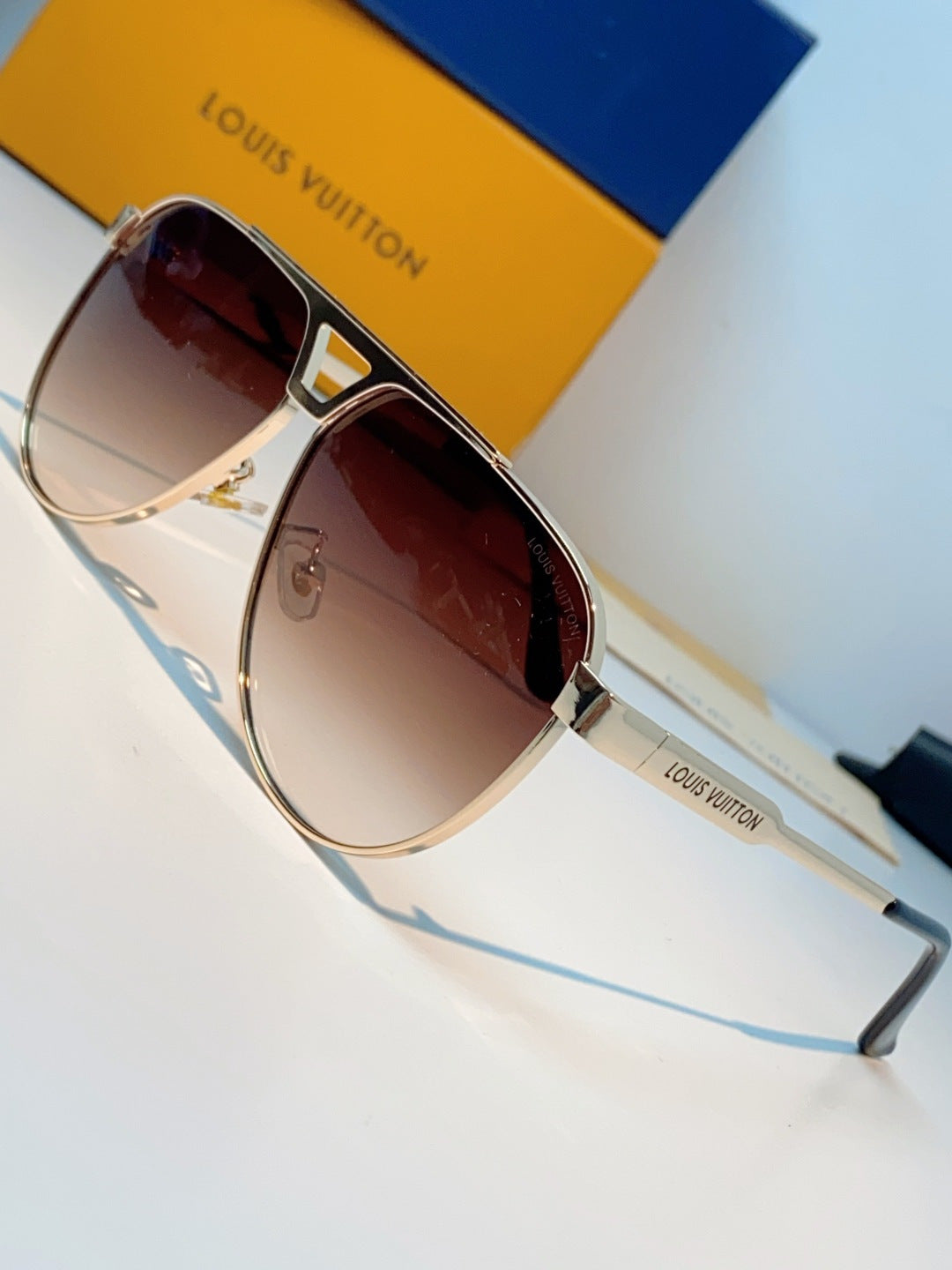 Louis Vuitton Metal Aviator Brown Lens Sunglasses for Men - detail image 7