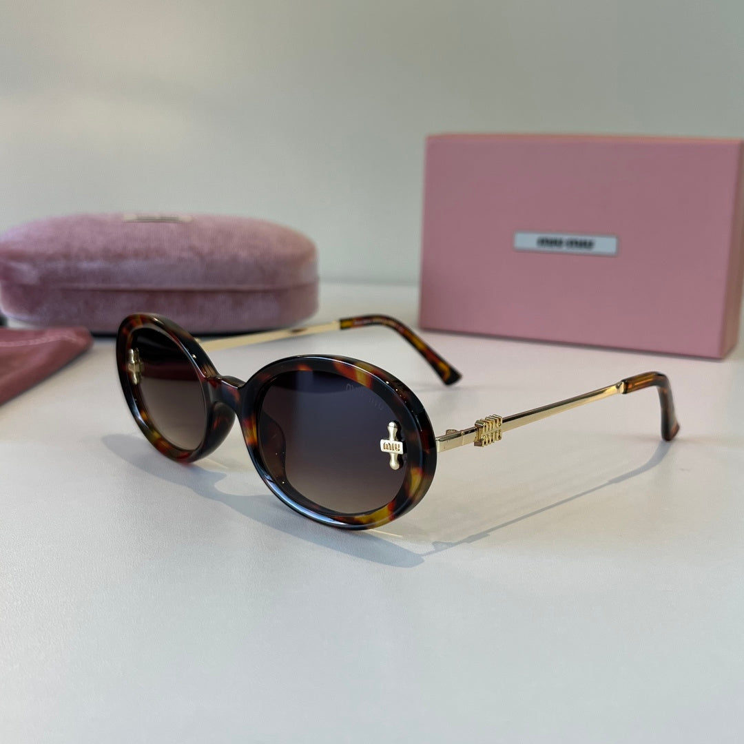 Miu Miu Fashion Silver Lens Sunglasses for Men & Women - 487597 - detail image 3