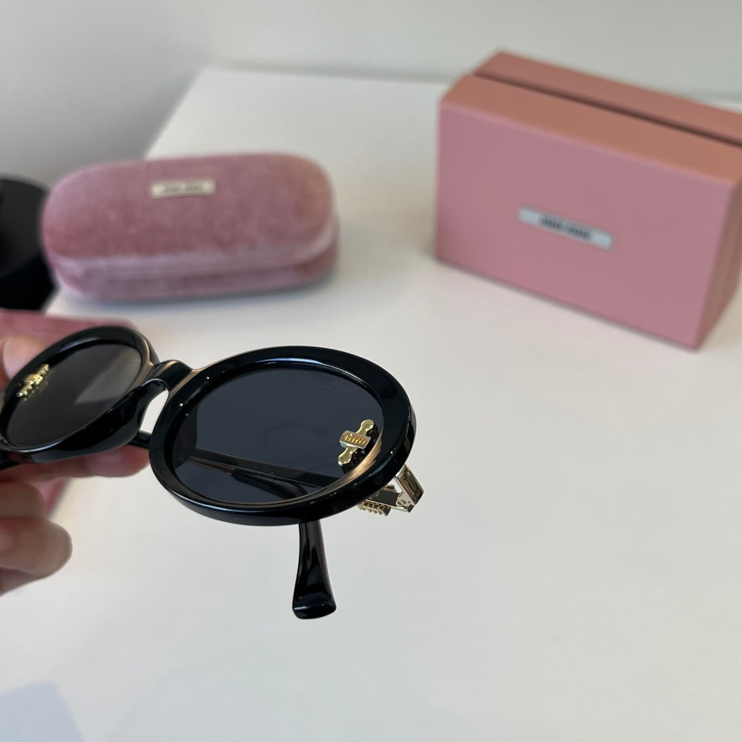 Miu Miu Fashion Silver Lens Sunglasses for Men & Women - 372385 - detail image 6