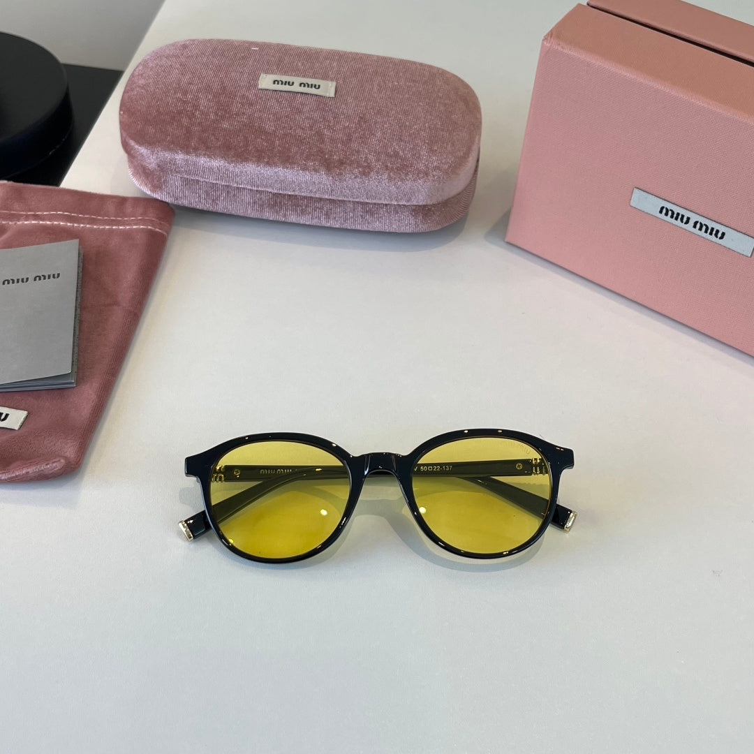 Miu Miu Fashion Gold Lens Sunglasses for Men & Women - 372394 - detail image 5