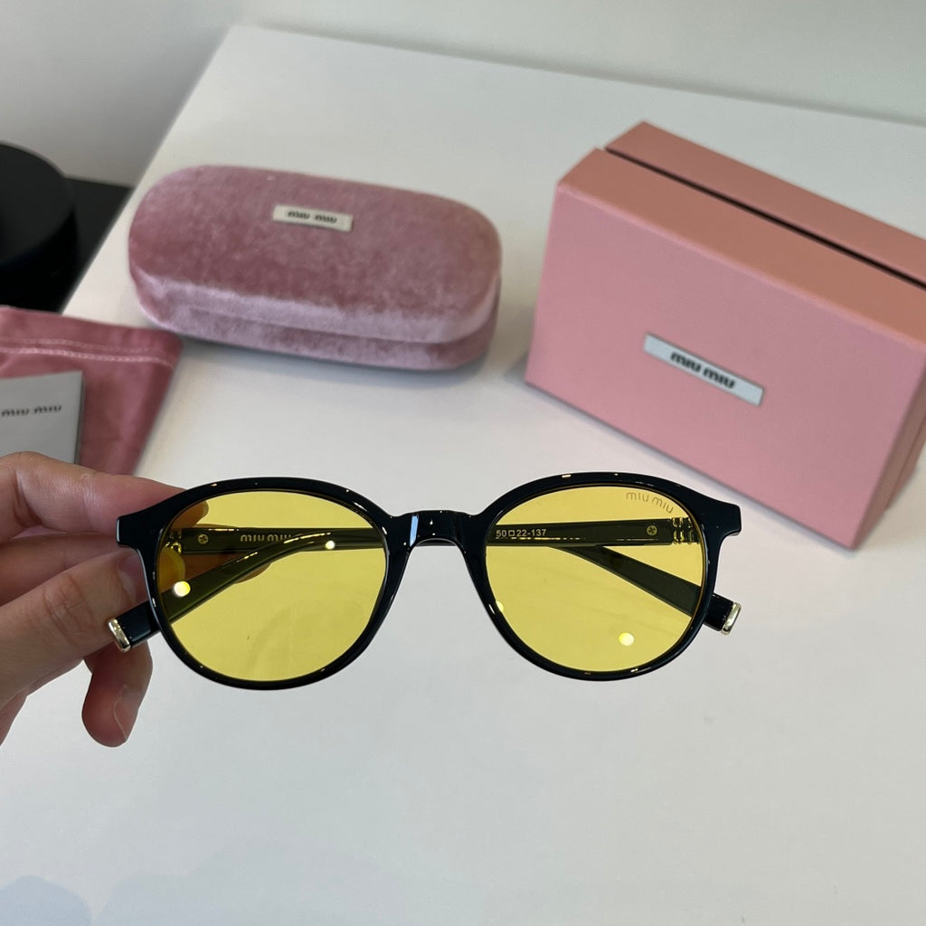 Miu Miu Fashion Gold Lens Sunglasses for Men & Women - 372394 - detail image 6