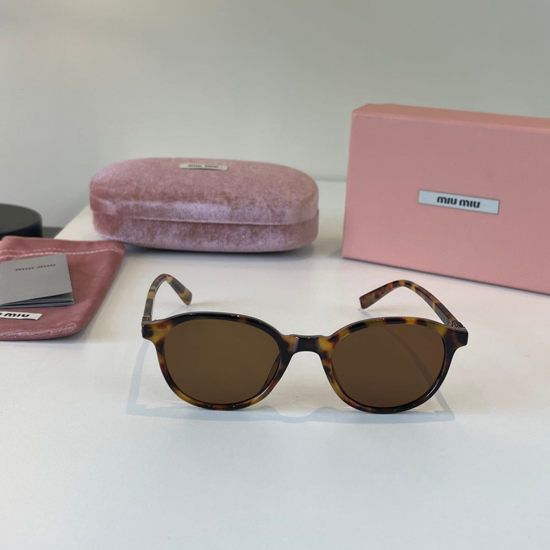 Miu Miu Fashion Brown Lens Sunglasses for Men & Women - 372397 - detail image 2