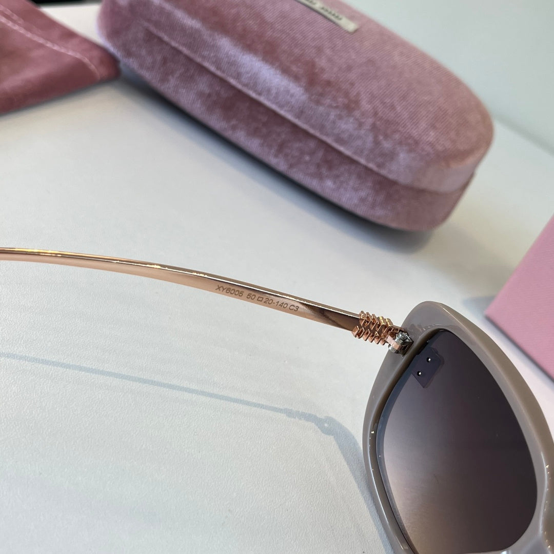 Miu Miu Fashion Silver Lens Sunglasses for Men & Women - 449667 - detail image 9
