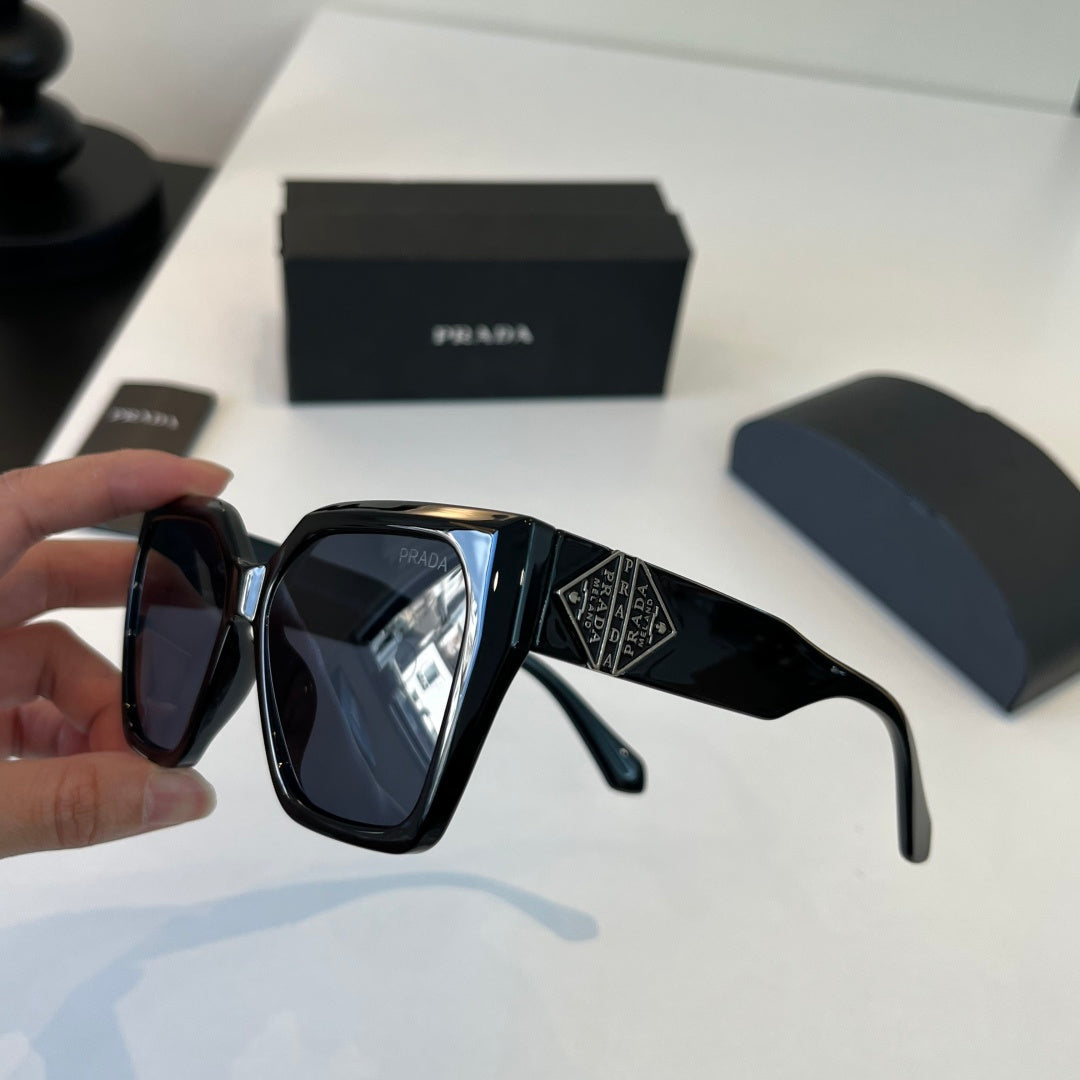 Prada Fashion Black Lens Sunglasses for Men & Women - 382618 - detail image 4