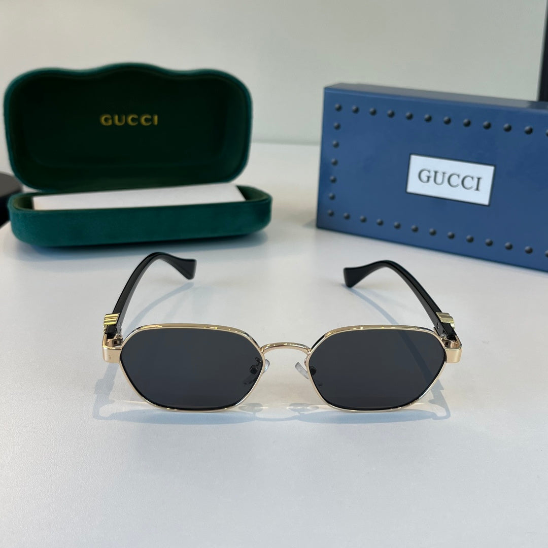 Gucci Oversized Silver Lens Sunglasses for Men & Women - 382149 - detail image 2