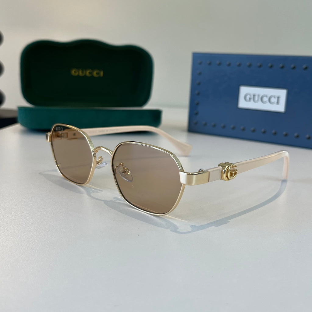Gucci Oversized Brown Lens Sunglasses for Men & Women - 382150 - detail image 3