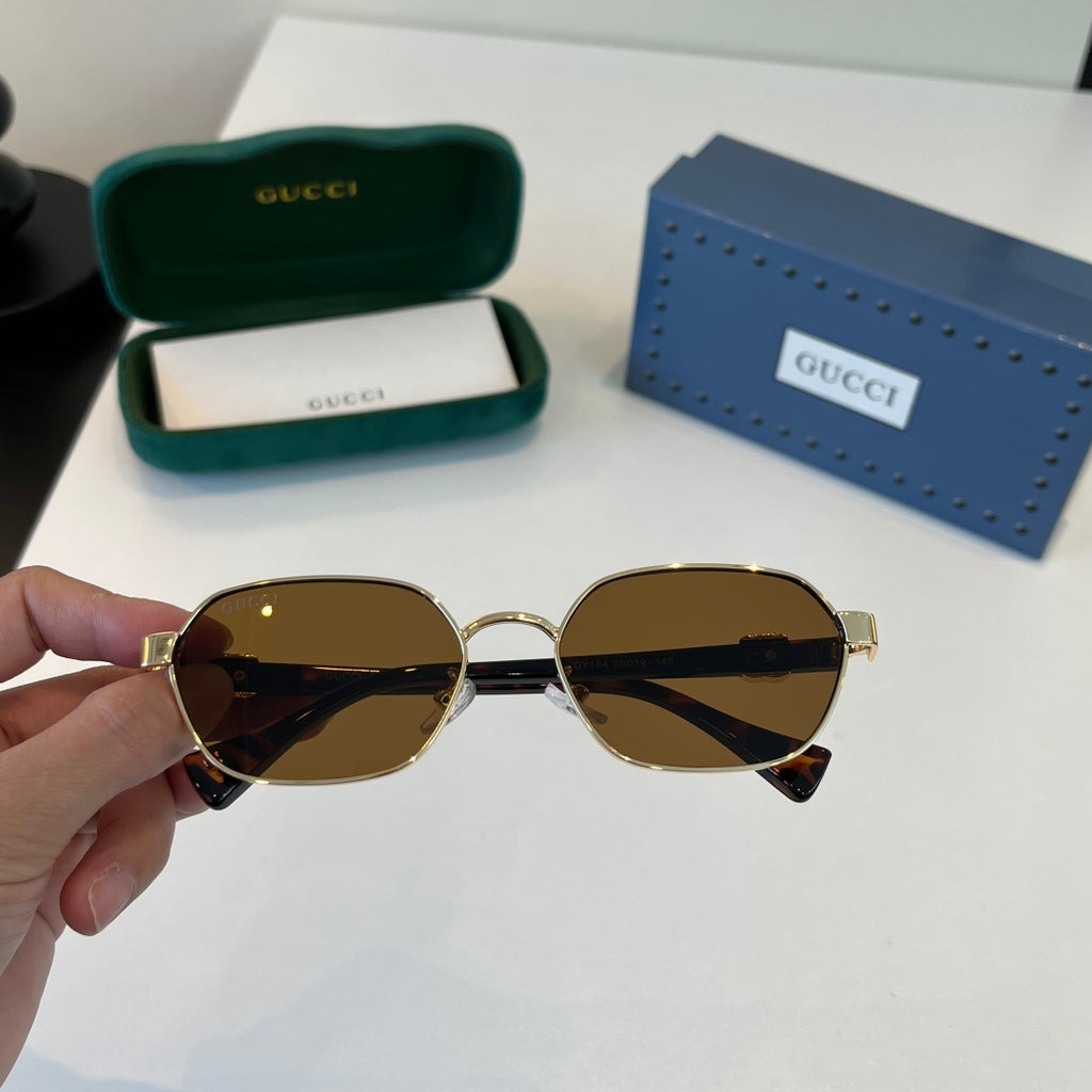Gucci Oversized Brown Lens Sunglasses for Men & Women - 382151 - detail image 4
