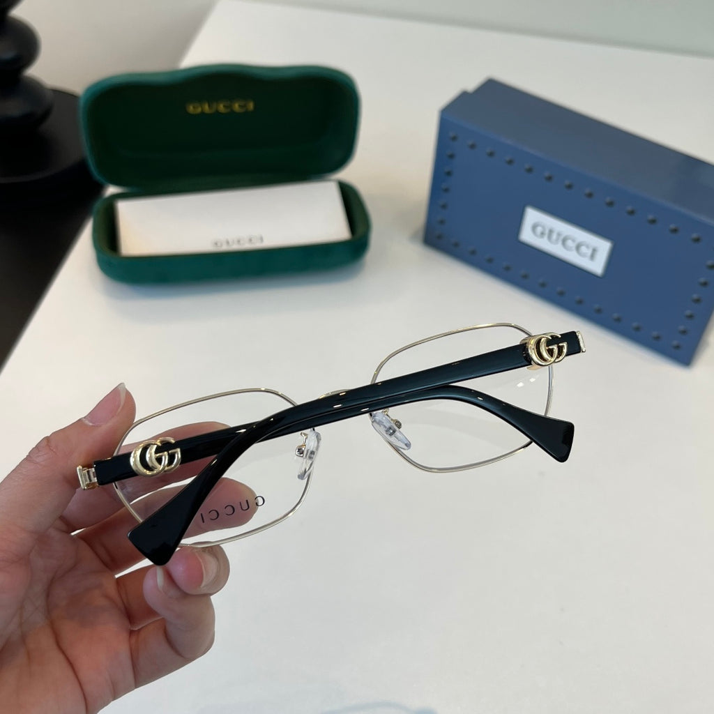 Gucci Oversized Silver Lens Sunglasses for Men & Women - 382152 - detail image 6