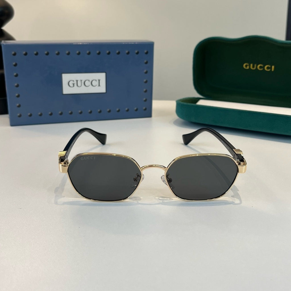 Gucci Oversized Silver Lens Sunglasses for Men & Women - 381952 - detail image 2