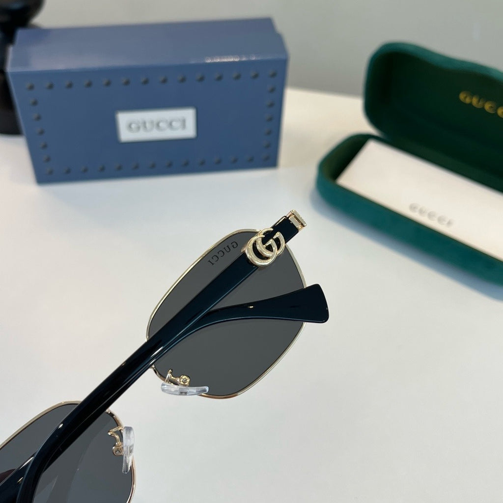 Gucci Oversized Silver Lens Sunglasses for Men & Women - 381952 - detail image 5
