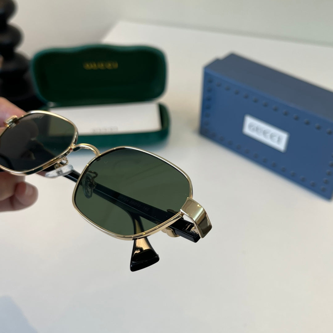 Gucci Oversized Silver Lens Sunglasses for Men & Women - 381955 - detail image 6