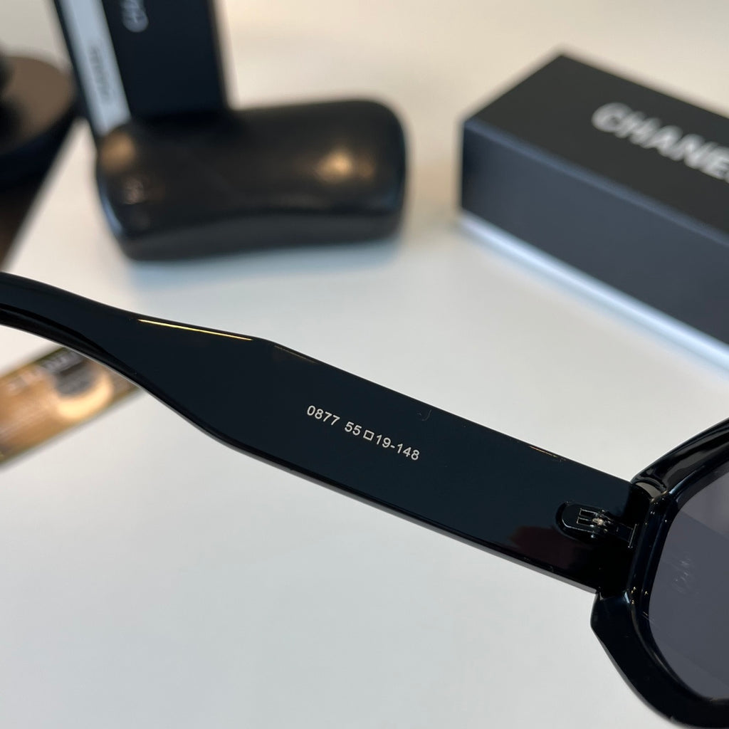 Chanel Oversized Black Lens Sunglasses for Men & Women - 415295 - detail image 8