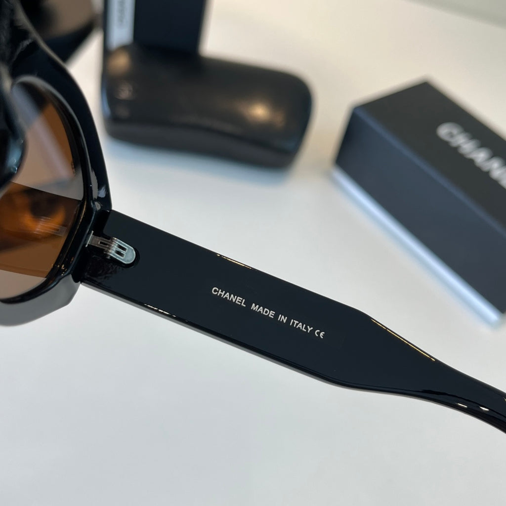Chanel Oversized Black Lens Sunglasses for Men & Women - 415296 - detail image 9
