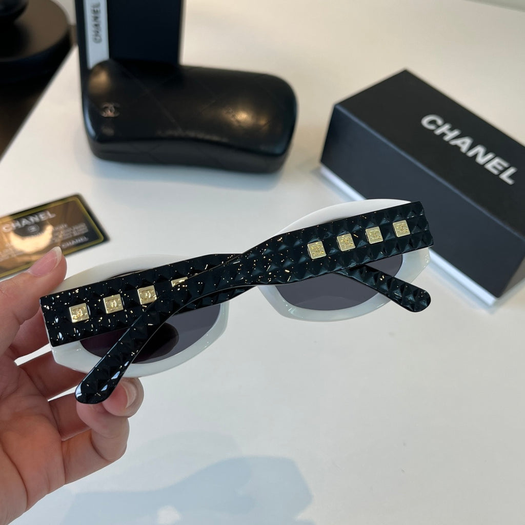 Chanel Oversized Silver Lens Sunglasses for Men & Women - 415298 - detail image 7
