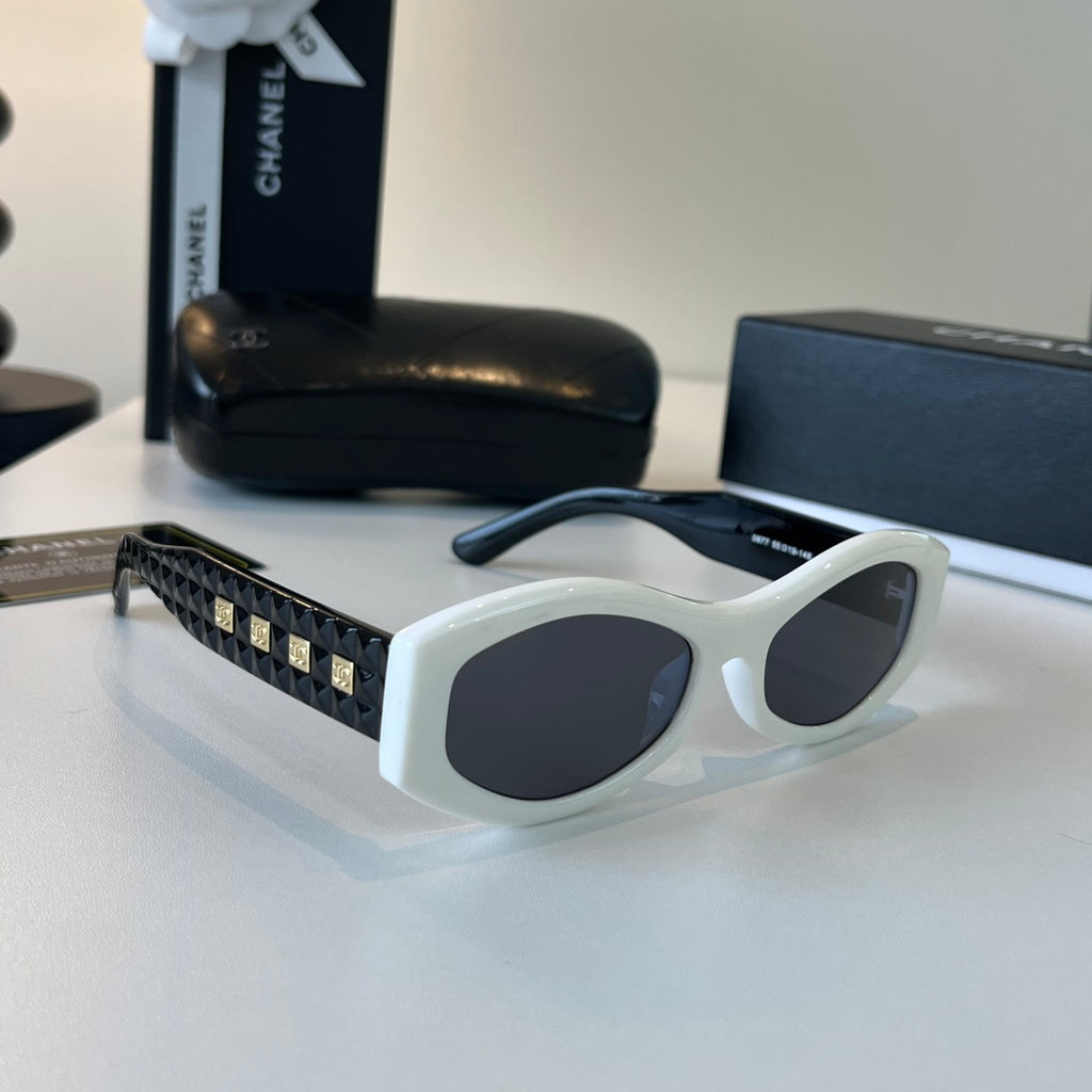 Chanel Oversized Silver Lens Sunglasses for Men & Women - 415298